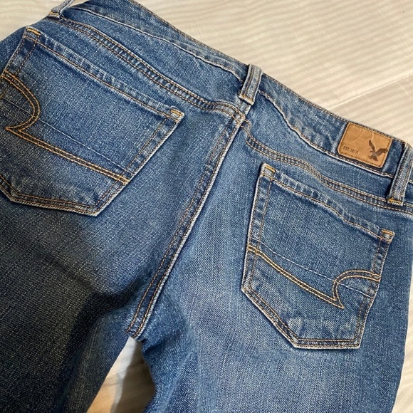 American Eagle Outfitters Denim Cut- Off Shorts - Picture 3 of 5
